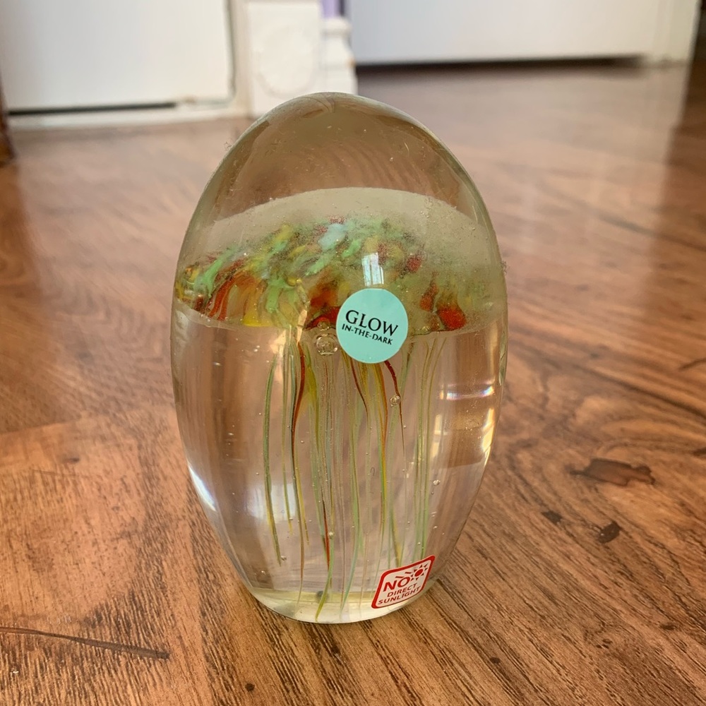 Glow in the dark jelly!!